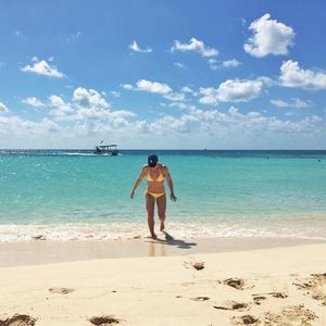 Meet your Posher, Ashley